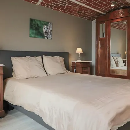 別荘 Vakantiewoning Tilia Zottegem